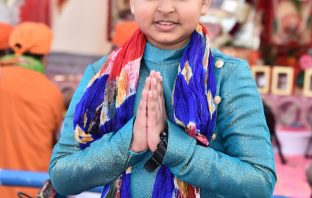 दिल्ली,चंडीगढ़,अमृतसर,बरनाला के भजन गायक/गायिका ने लगाई हाजिरी