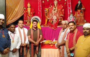 साड़ी आवाज नवी सोच संस्था की तरफ से वार्ड नं 57 में करवाया गया भगवती जागरण