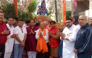 भोले की फ़ौज करेगी मौज सोसाइटी द्वारा नवीन नगर लुधियाना में लगाया गया विशाल भंडारा