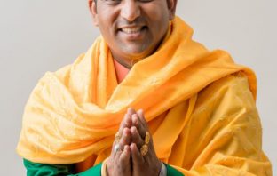 नवरात्रे में देव घ्नदर्व साधु संत मां की उपासना करते है