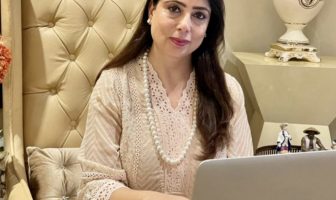 लुधियाना फिक्की एफएलओ लुधियाना चैप्टर द्वारा वेबिनार में लेखिका अनुजा चौहान ने अपनी नई किताब क्लब यू टू डेथ पर चर्चा की