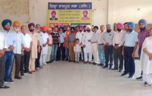 राजपूत स्वर्णकार बिरादरी के लोगो को हर जिले एक टिकट देने कि मांग की है अगर कोई दल अनदेखी करता है तो बिरादरी अपने लोगो को विधानसभा चुनावों मे उतरेगी बहुकोणीय मुकाबला जीत निश्चित है