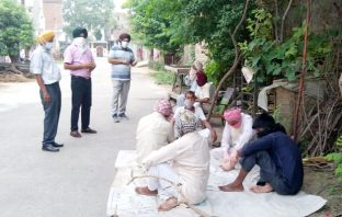 ਸਿਹਤ ਵਿਭਾਗ ਵੱਲੋਂ ਲੋਕਾਂ ਨੂੰ ਬਰਸਾਤੀ ਮੌਸਮ ਦੌਰਾਨ ਹੋਣ ਵਾਲੀਆਂ ਬਿਮਾਰੀਆਂ ਬਾਰੇ ਕੀਤਾ ਜਾਗਰੂਕ