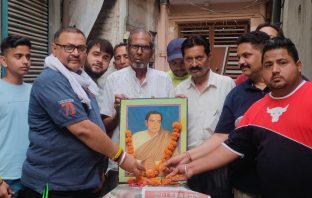 वरिष्ठ कांग्रेसी नेता सुशील कपूर (लक्की) और श्री महादेव सेना पंजाब द्वारा स्वर्गीय राजीव गांधी की 31वी बरसी पर किया उनको याद