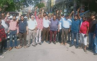 मां काली व भगवान भोलेनाथ का अपमान करने वालो की जल्द गिरफ्तारी को लेकर किया जबरदस्त रोष प्रदर्शन