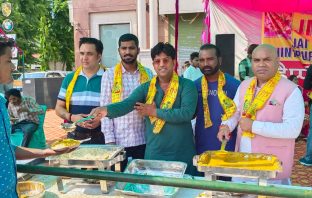 जय माँ चिंतपूर्णी ट्रस्ट की तरफ से भगवान श्रीकृष्ण की छंटी मनाई गई और किया गया भंडारे का आयोजन