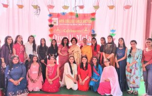 आर्य कॉलेज गर्ल्ज़ सेक्शन में धूमधाम से मनाया गया दिवाली मेला !