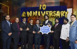 रेडिसन ब्लू होटल एमबीडी लुधियाना ने अपनी 10वीं वर्षगांठ मनाई