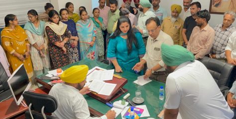 ਕੈਬਨਿਟ ਮੰਤਰੀ ਹਰਭਜਨ ਸਿੰਘ ਈ.ਟੀ.ਓ ਨੇ ਲੋਕ ਨਿਰਮਾਣ ਵਿਭਾਗ ਲੁਧਿਆਣਾ ਡਿਵੀਜ਼ਨ ਦੇ ਦਫ਼ਤਰ ਵਿੱਚ ਅਚਨਚੇਤ ਨਿਰੀਖਣ ਕੀਤਾ